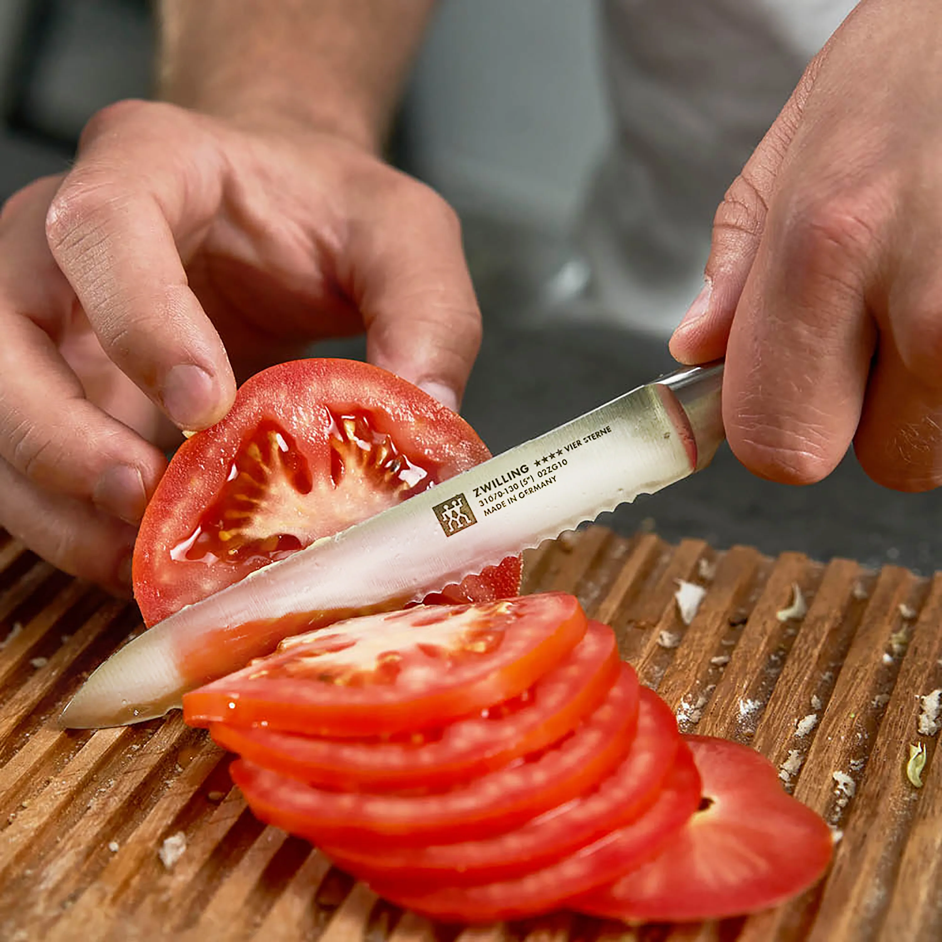 Zwilling Four Star 5" Serrated Utility Knife - Image 4