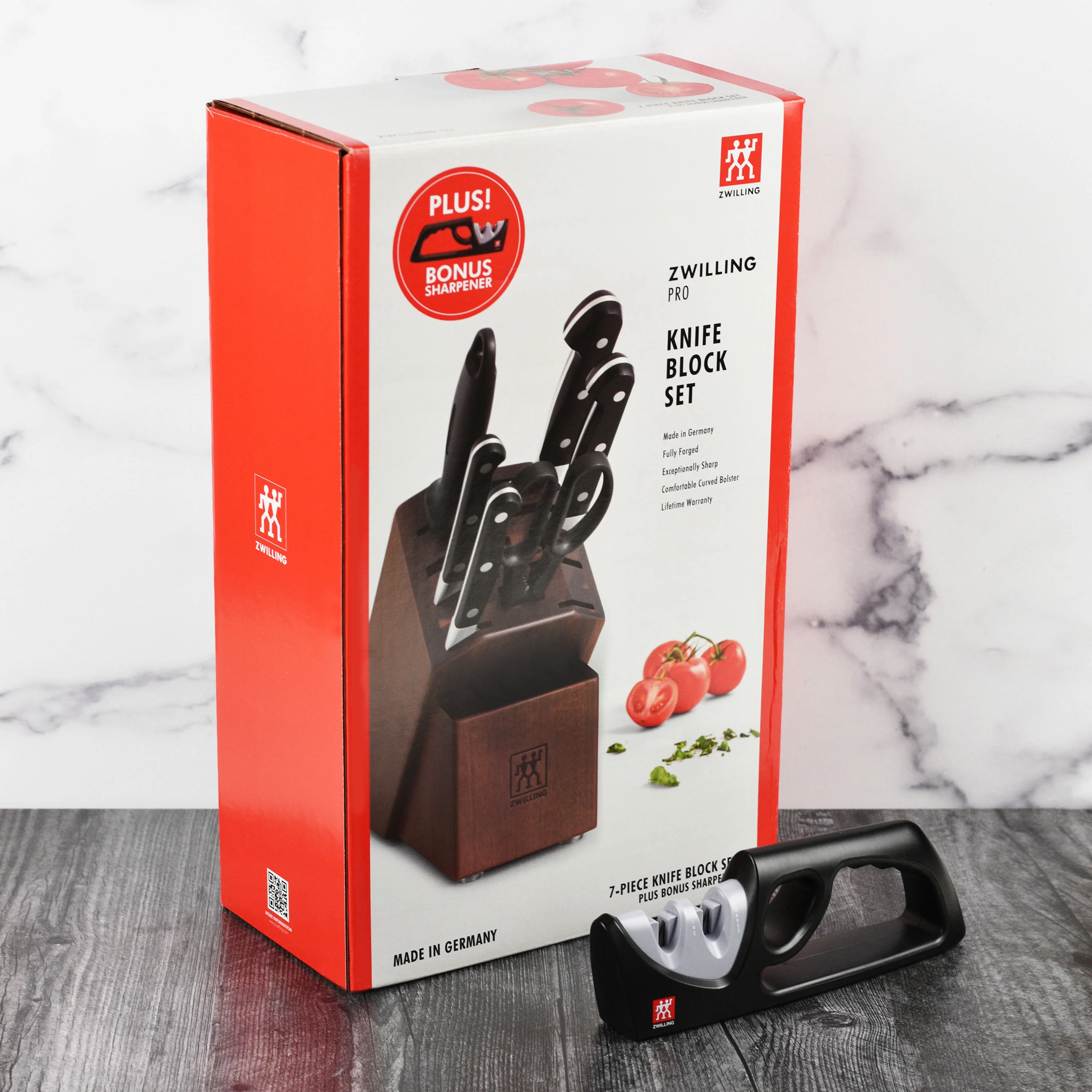 Zwilling Pro 7 Piece Acacia Knife Block Set with Bonus Sharpener - Image 14