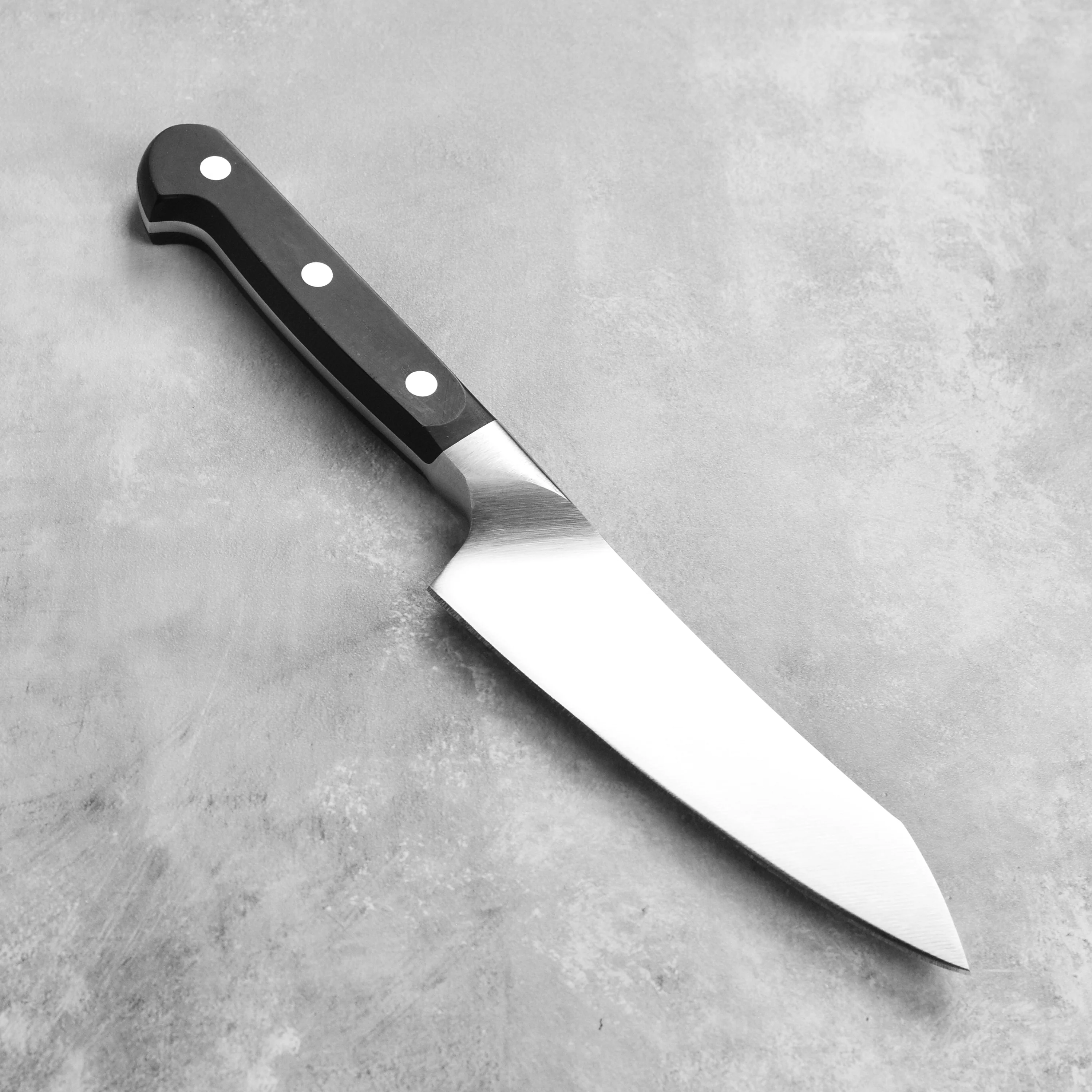Zwilling Pro 5.5" Rocking Santoku Knife - Image 3