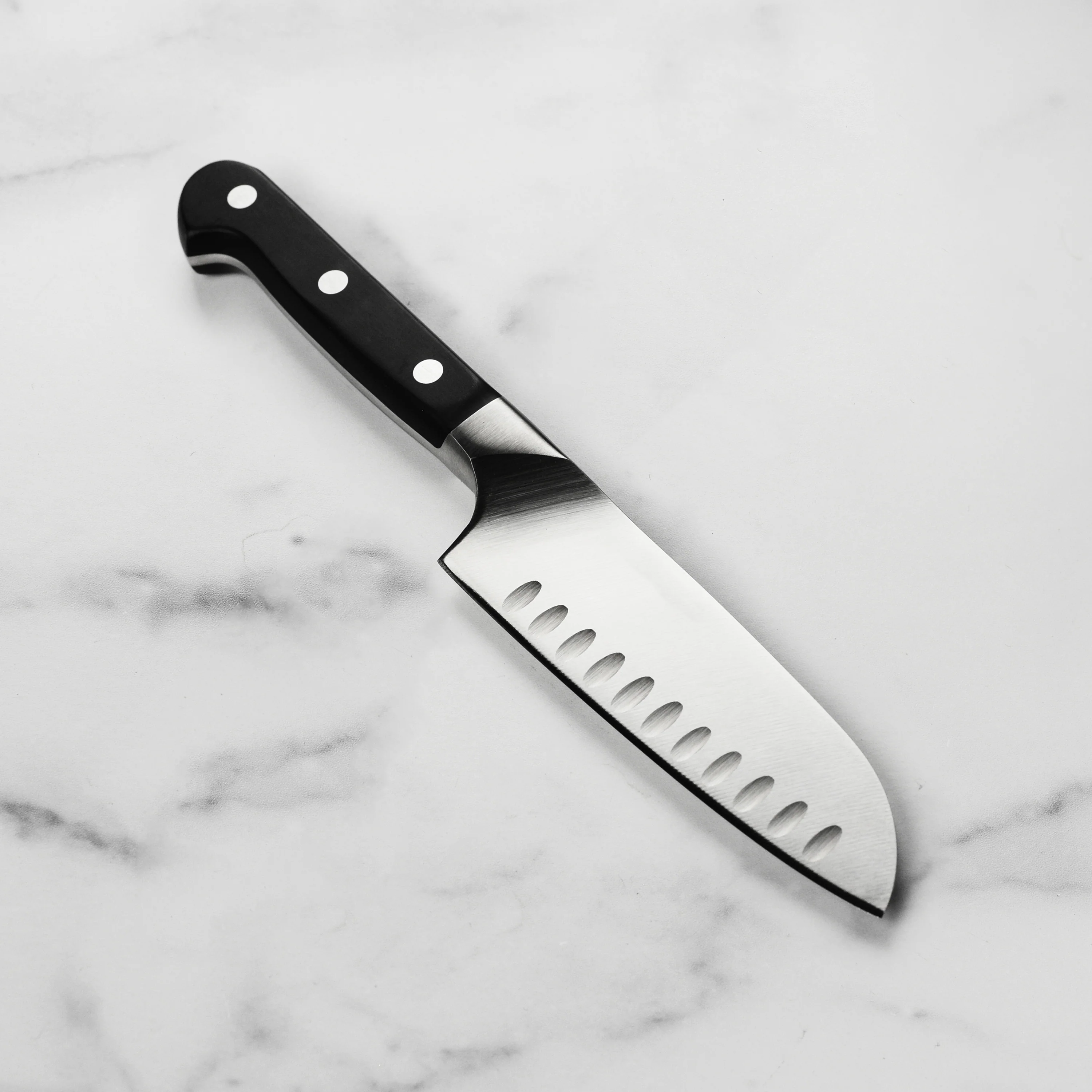 Zwilling Pro 5.5" Hollow Edge Santoku Knife - Image 5