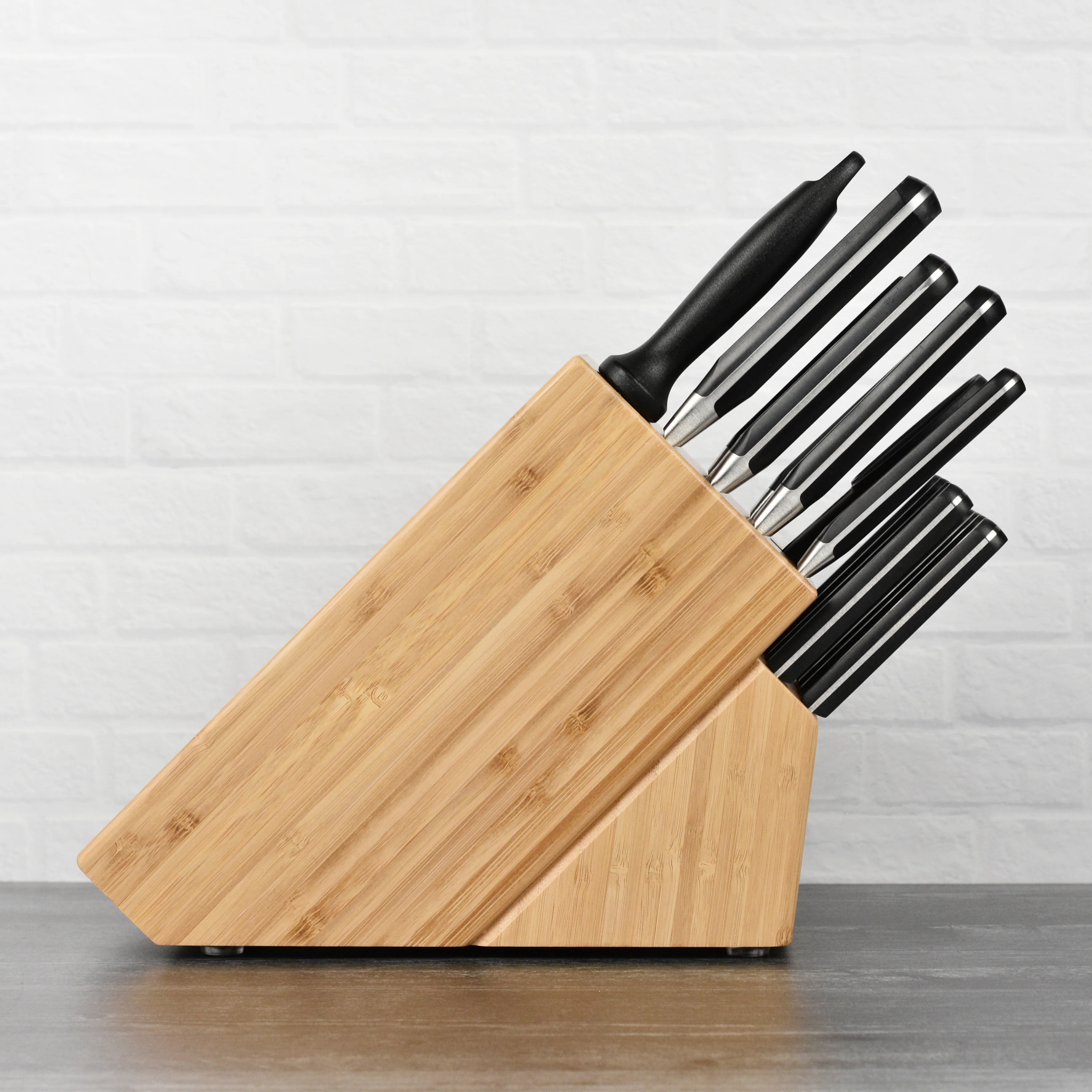 Zwilling Professional S 18 Piece Knife Block Set with Stamped Steak Knives - Image 5
