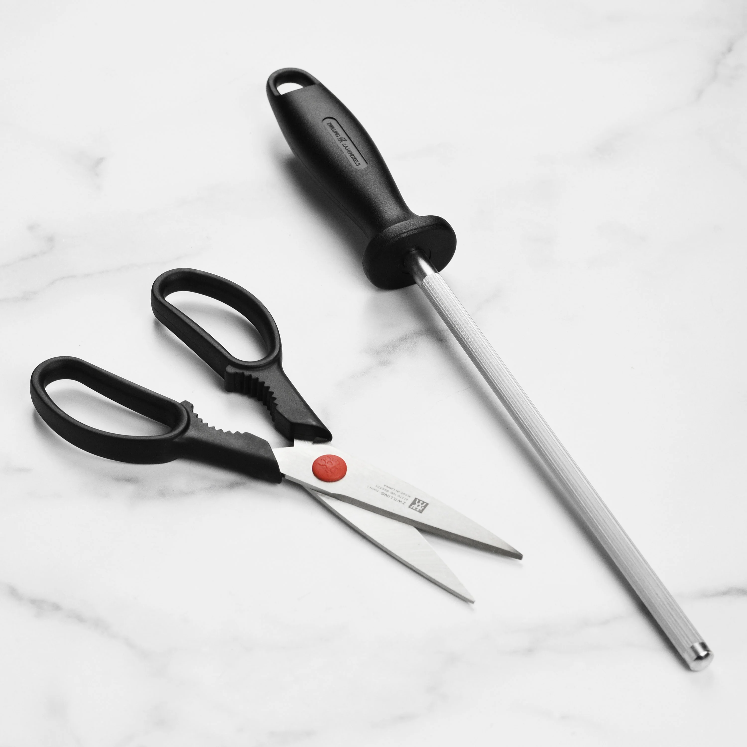 Zwilling Professional S 18 Piece Knife Block Set with Stamped Steak Knives - Image 8