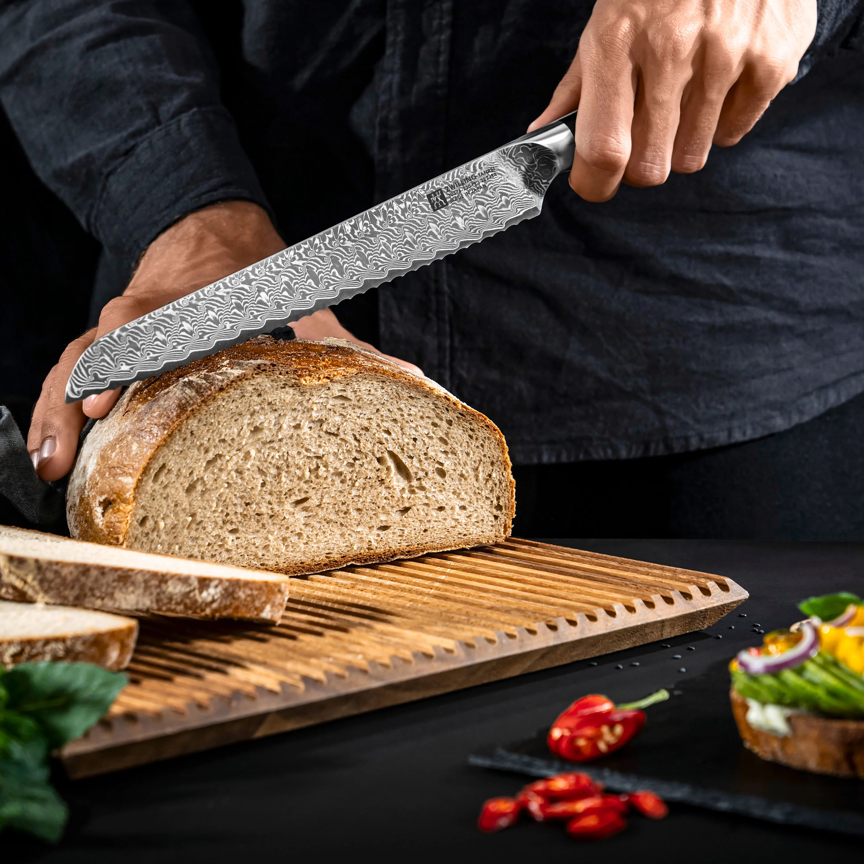 Zwilling Tanrei 9" Bread Knife - Image 3