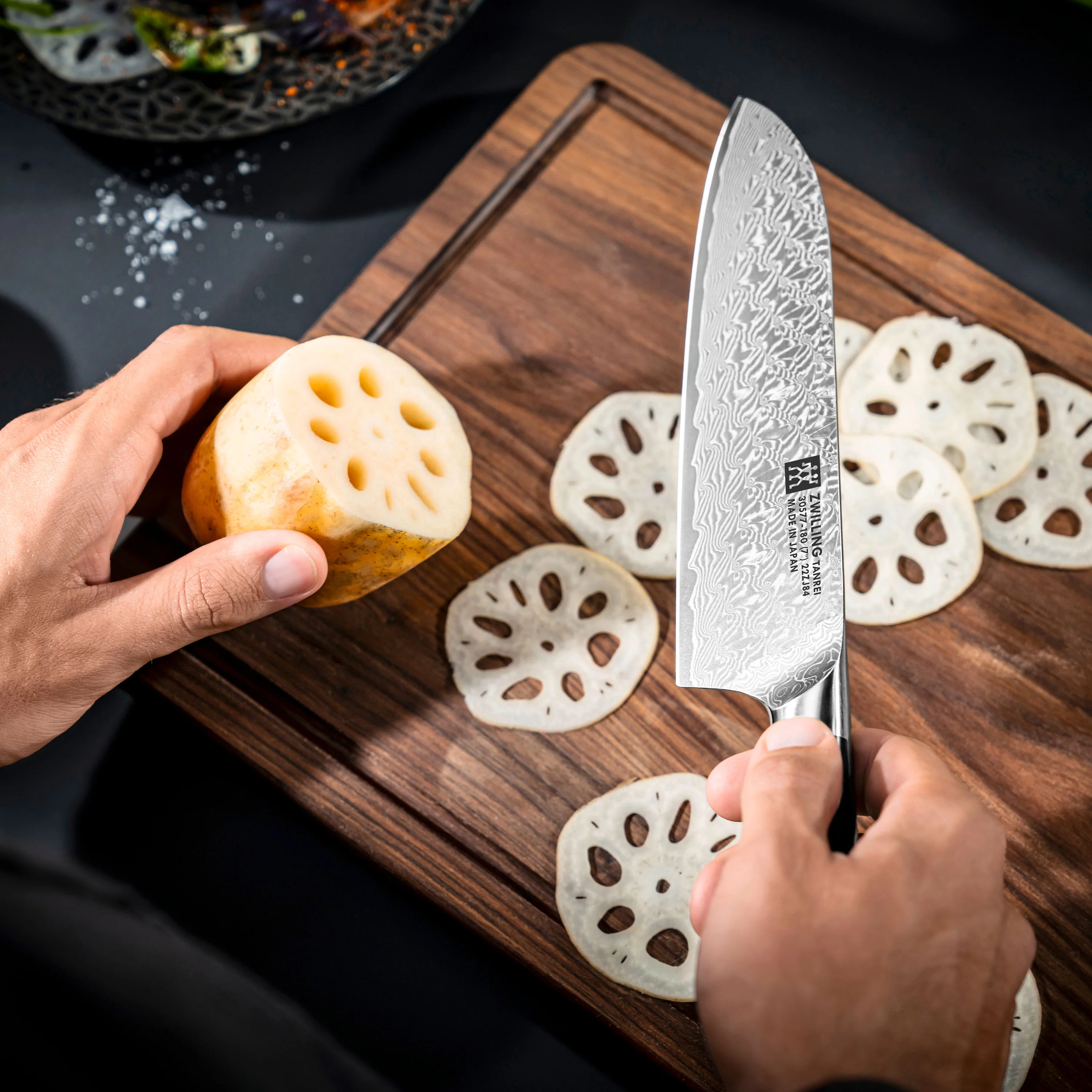 Zwilling Tanrei 7" Santoku Knife - Image 10